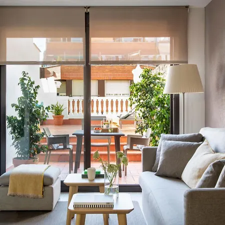 Eric Voekel Boutique Apartments - Sagrada Familia Suites-3